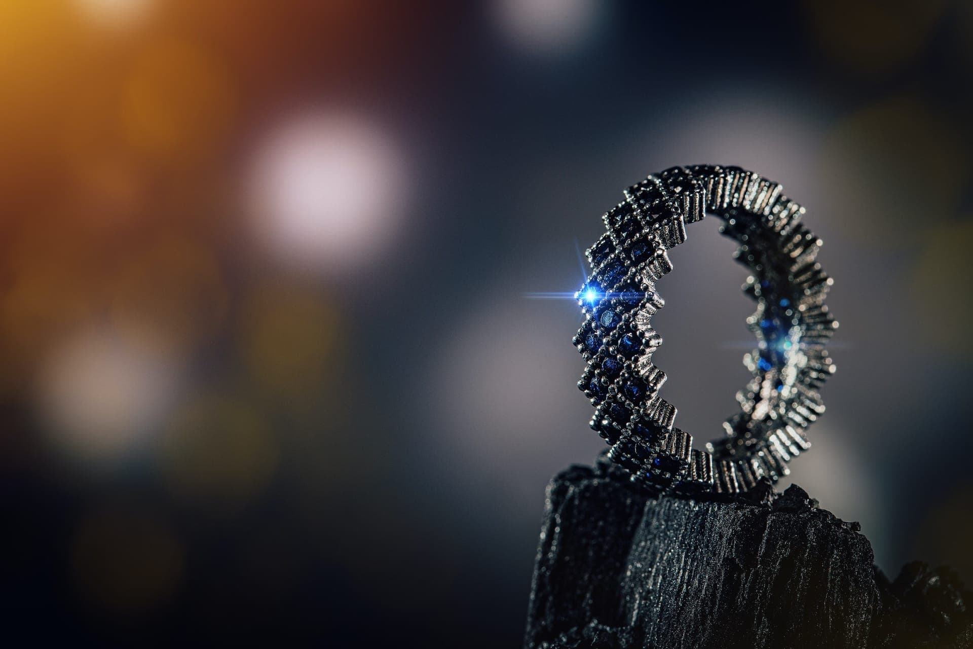 Bague de joaillerie en gros plan — Bijouterie Schrapff